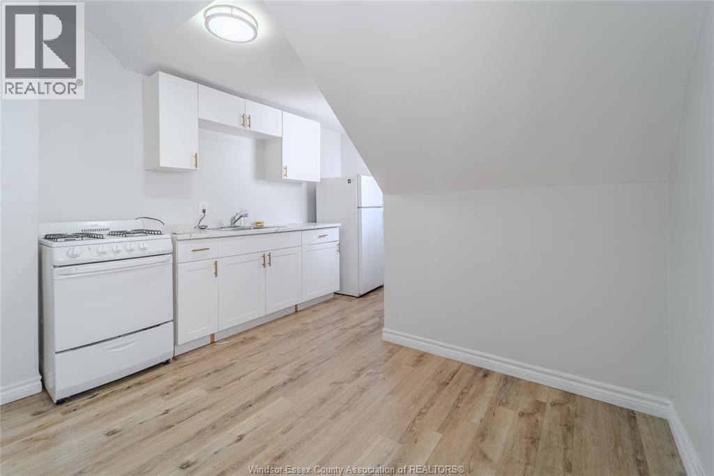 533 Church STREET - 23