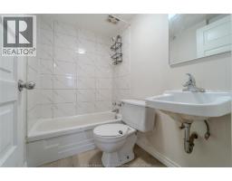 533 Church Street, Windsor, ON N9A4T2 Photo 28
