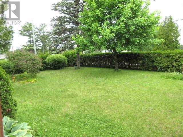 15 Stanley ST - 35