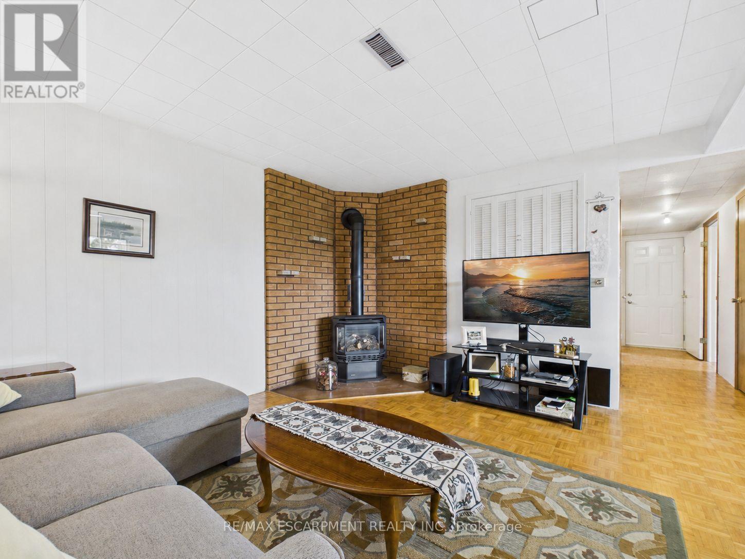 39 ORMA DRIVE - 9