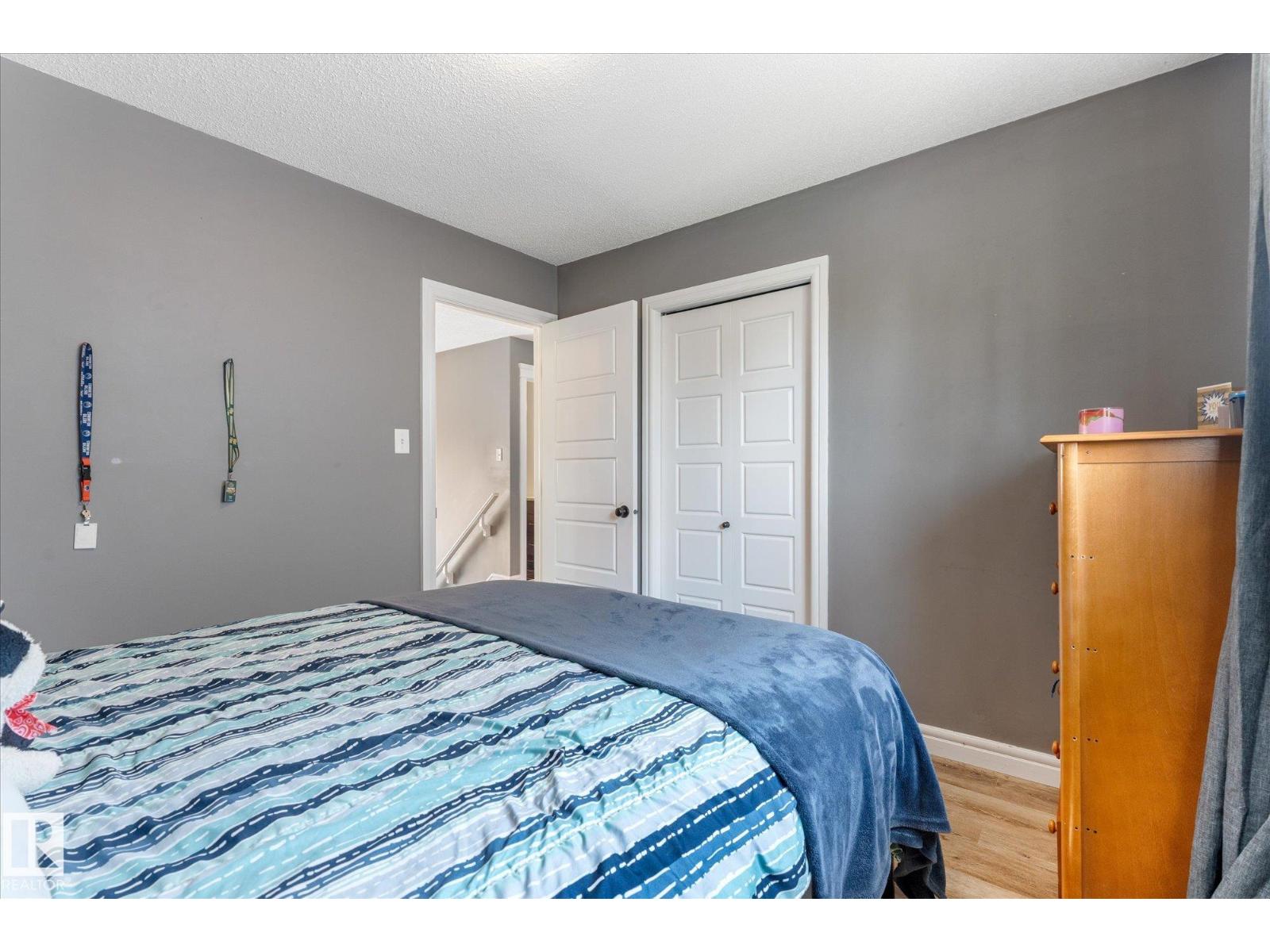 41 MEADOWVIEW LD - 39