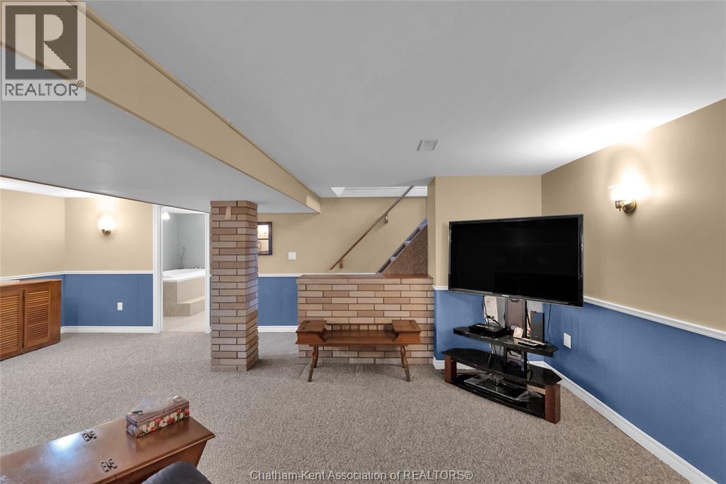 146 Canterbury STREET - Image 32