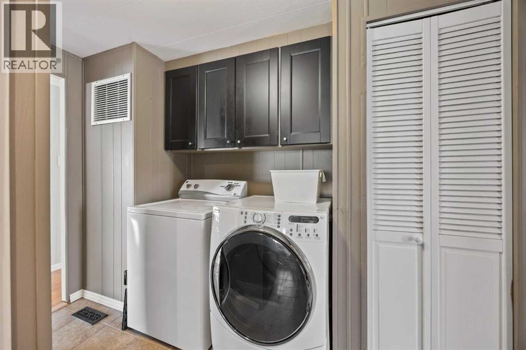 828 West Chestermere - 30