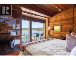 10968 Madrona Dr, North Saanich, BC V8R6K2 Photo 40