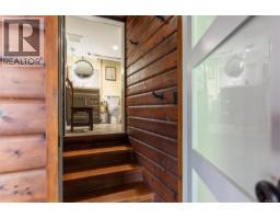 10968 Madrona Dr, North Saanich, BC V8R6K2 Photo 37
