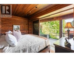 10968 Madrona Dr, North Saanich, BC V8R6K2 Photo 38