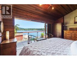 10968 Madrona Dr, North Saanich, BC V8R6K2 Photo 23