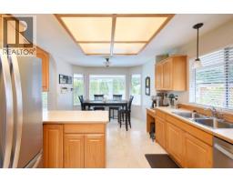 23635 108 Loop, Maple Ridge, BC V2W1B2 Photo 9