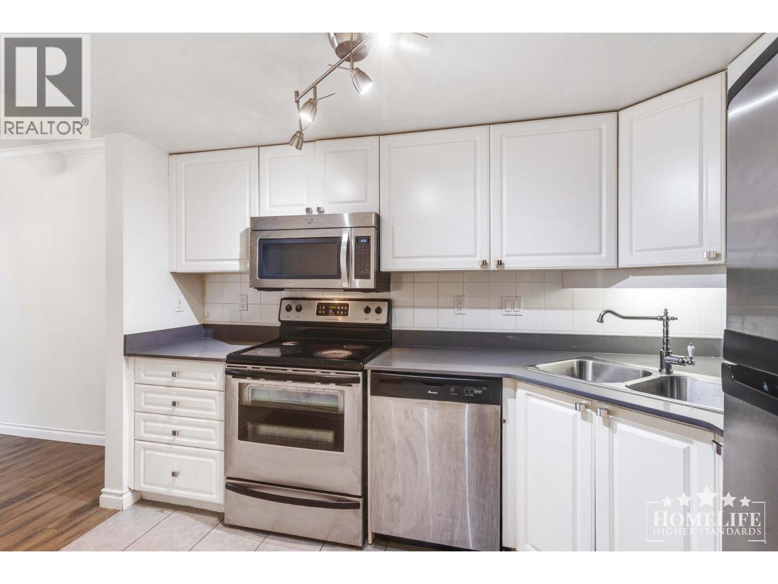 205 2485 ATKINS AVENUE, Port Coquitlam