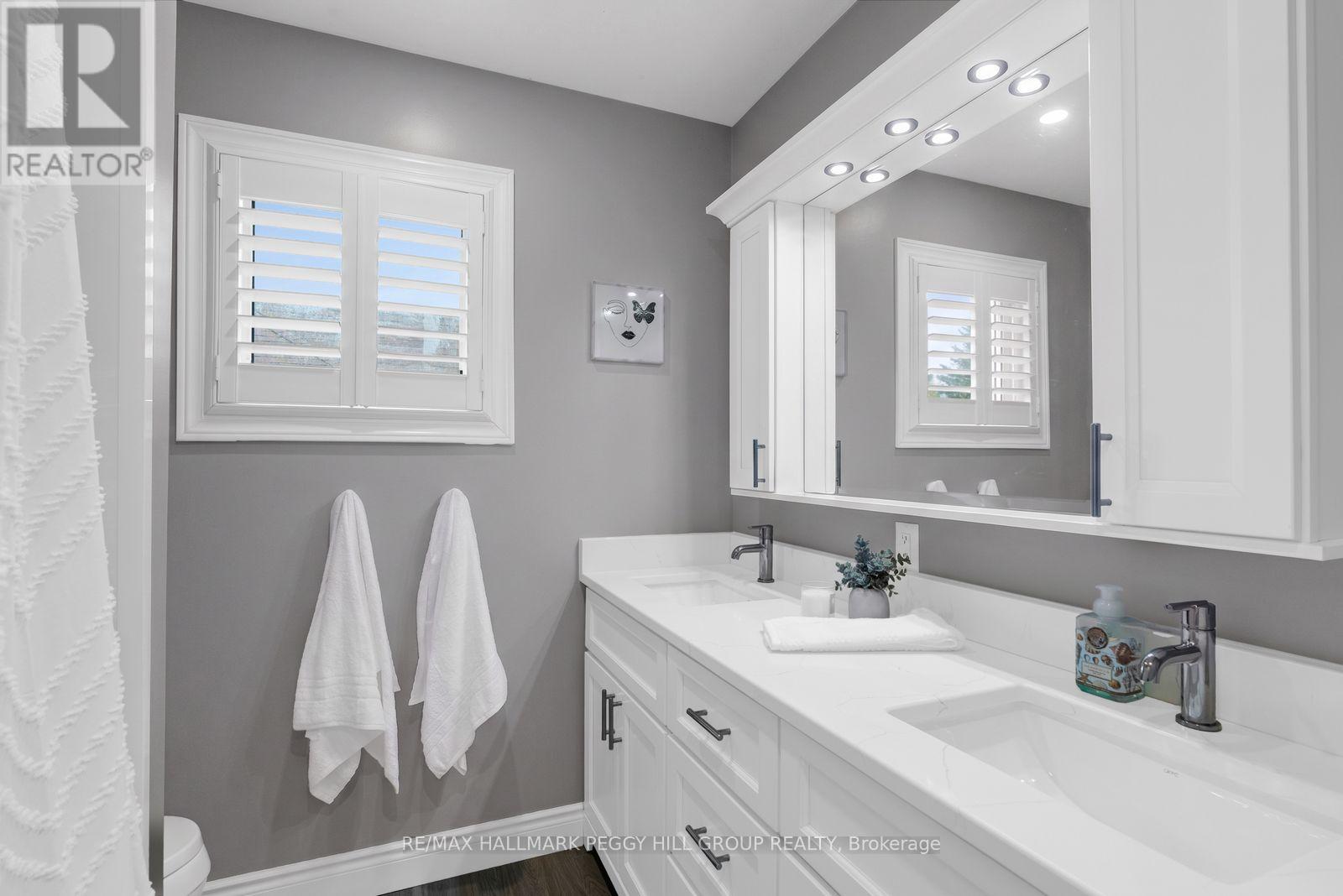 87 CITYVIEW CIRCLE - Image 20