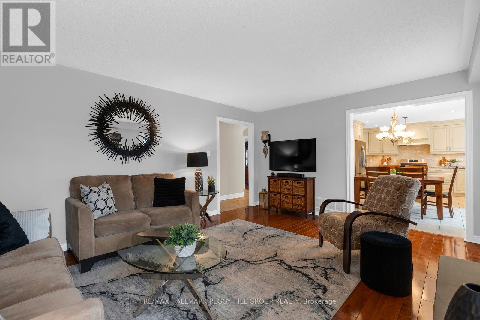 87 CITYVIEW CIRCLE - Image 8