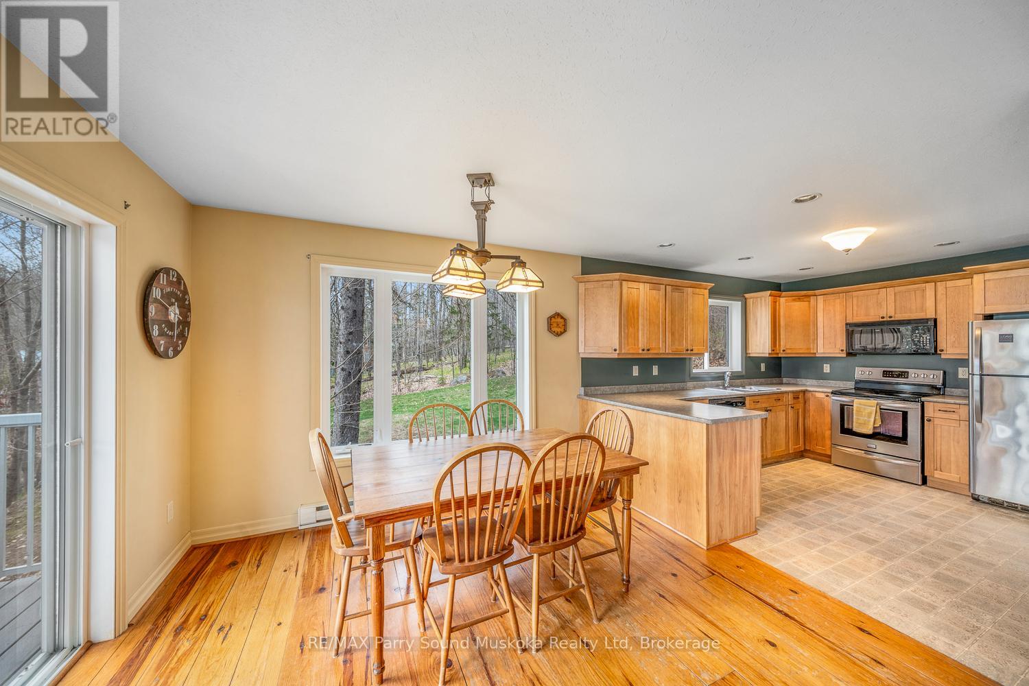 54 DAUNCEY ROAD - 17