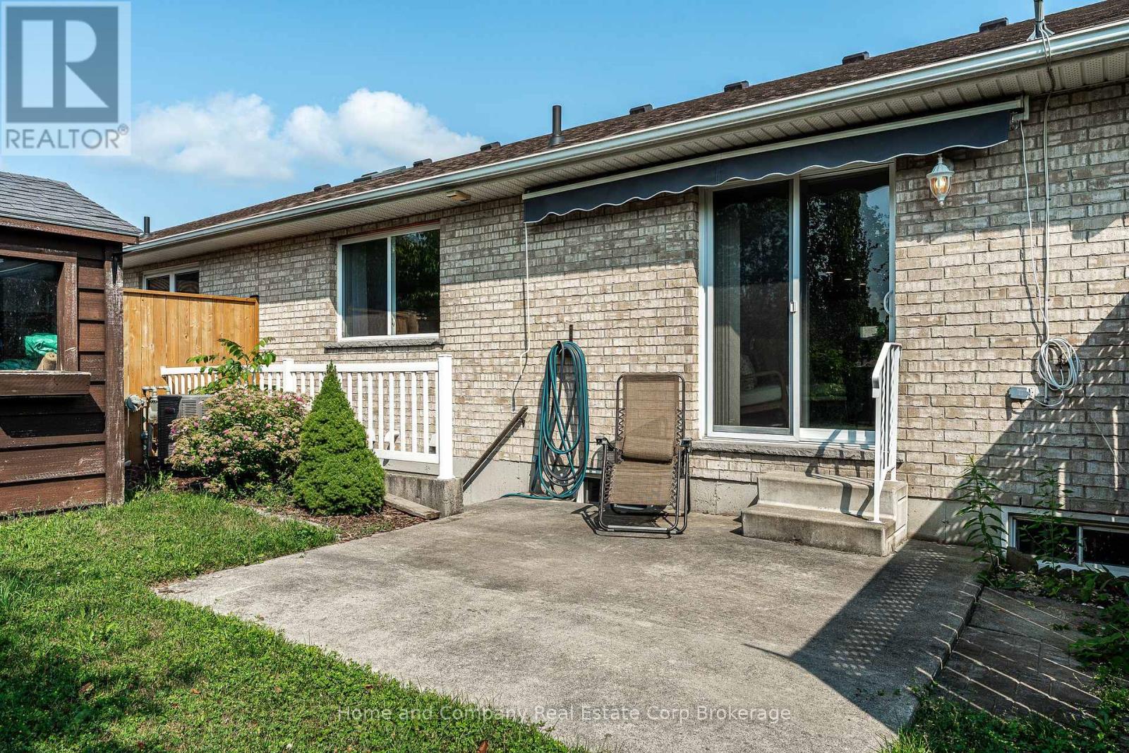 354 DUFFERIN STREET - 36