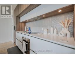 601 - 151 Avenue Road, Toronto, ON M5R2H7 Photo 13