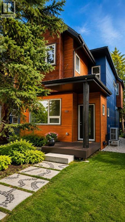 131 8 Avenue NE, Crescent Heights, Calgary photo 2