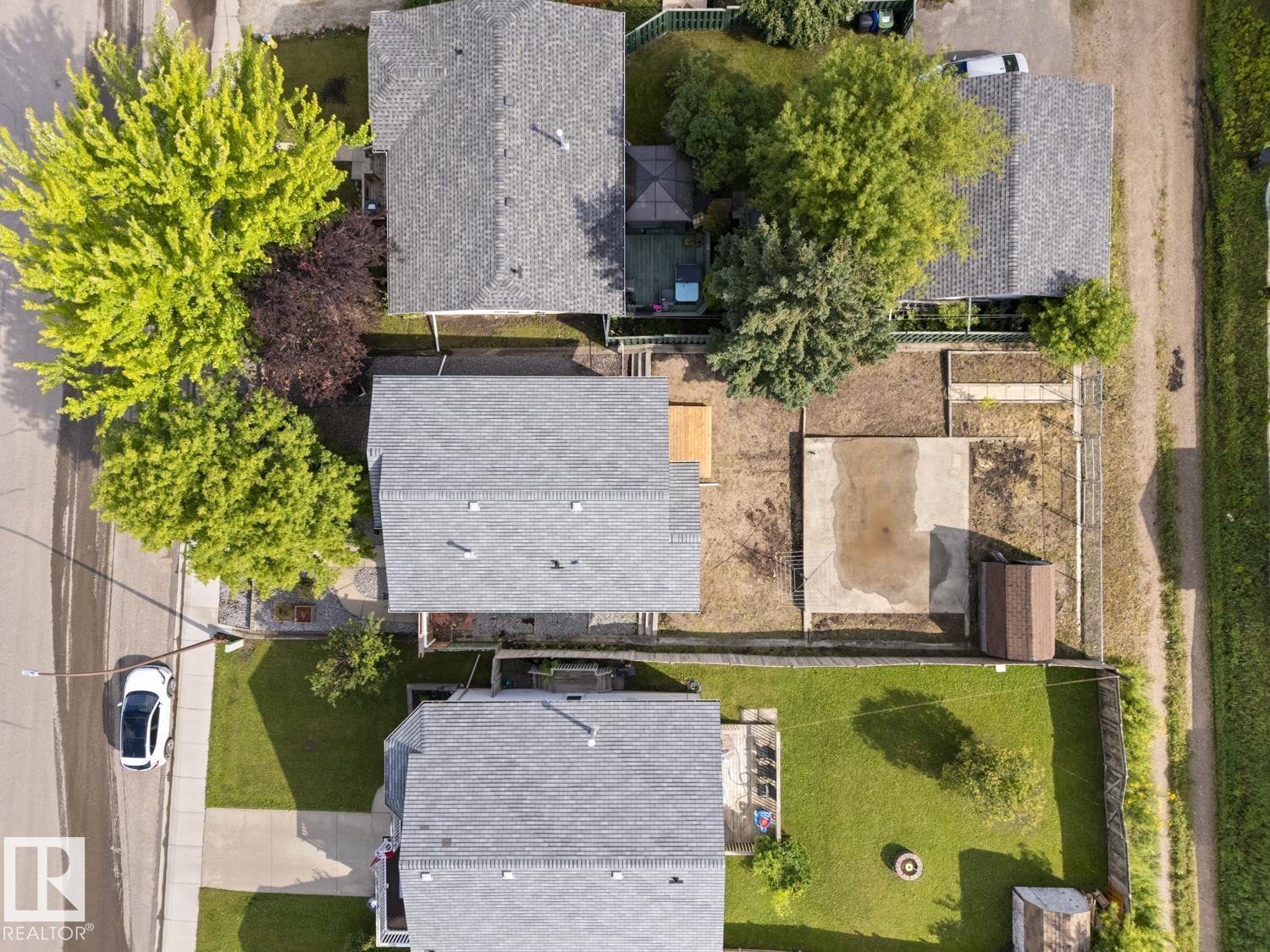 4813 45 ST - 26