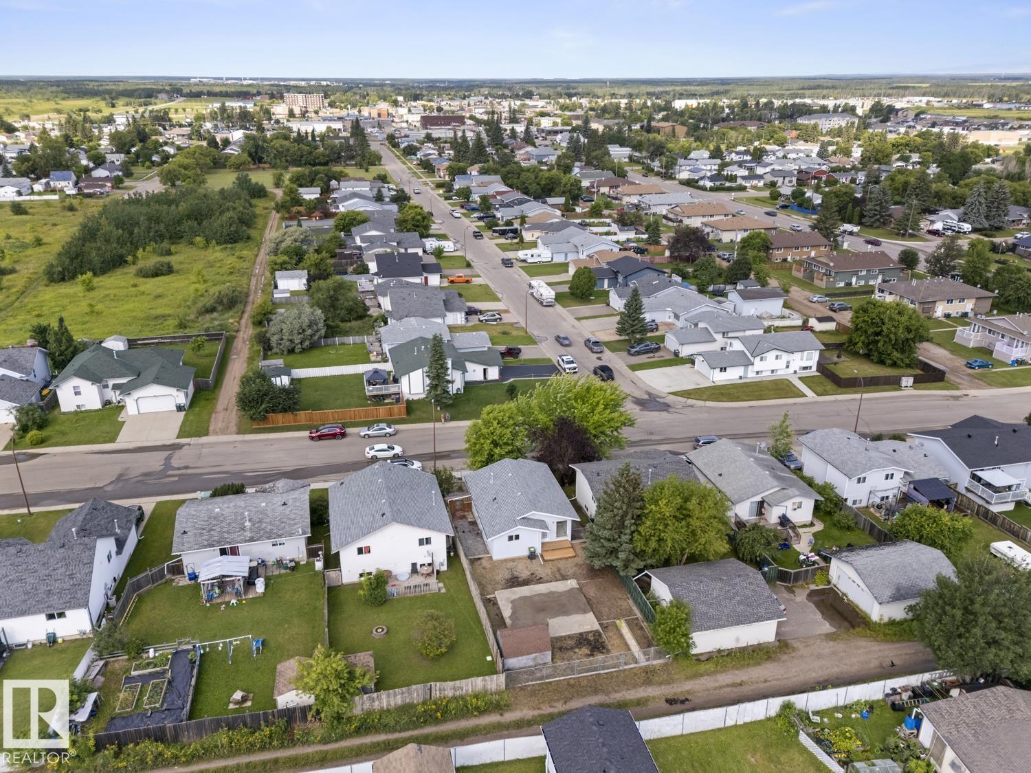 4813 45 ST - Image 27