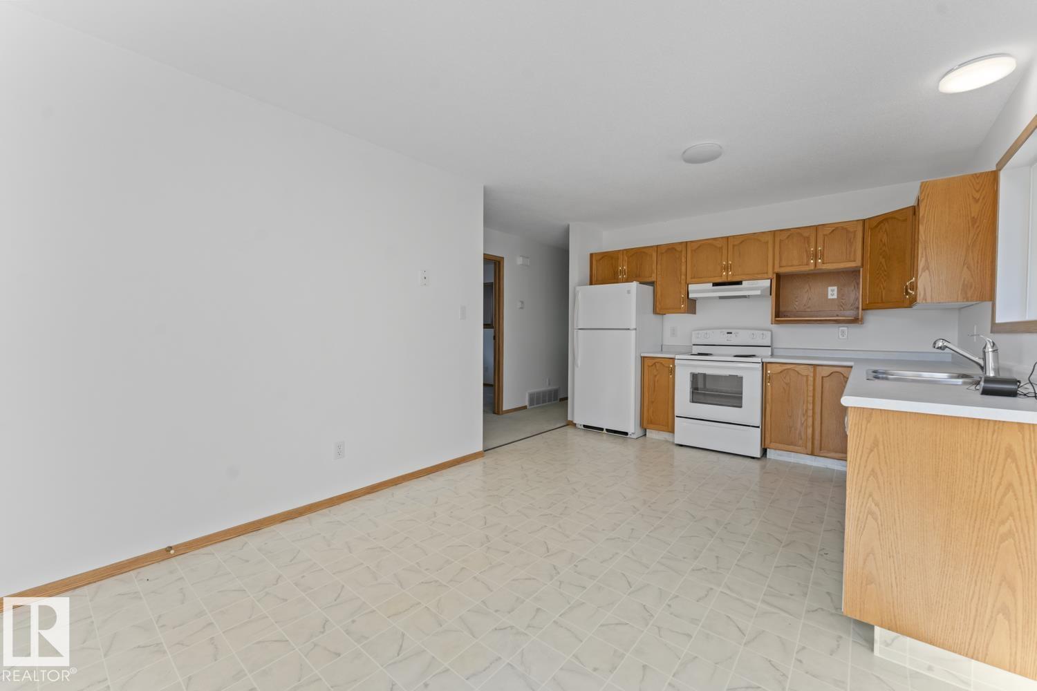 4813 45 ST - 6