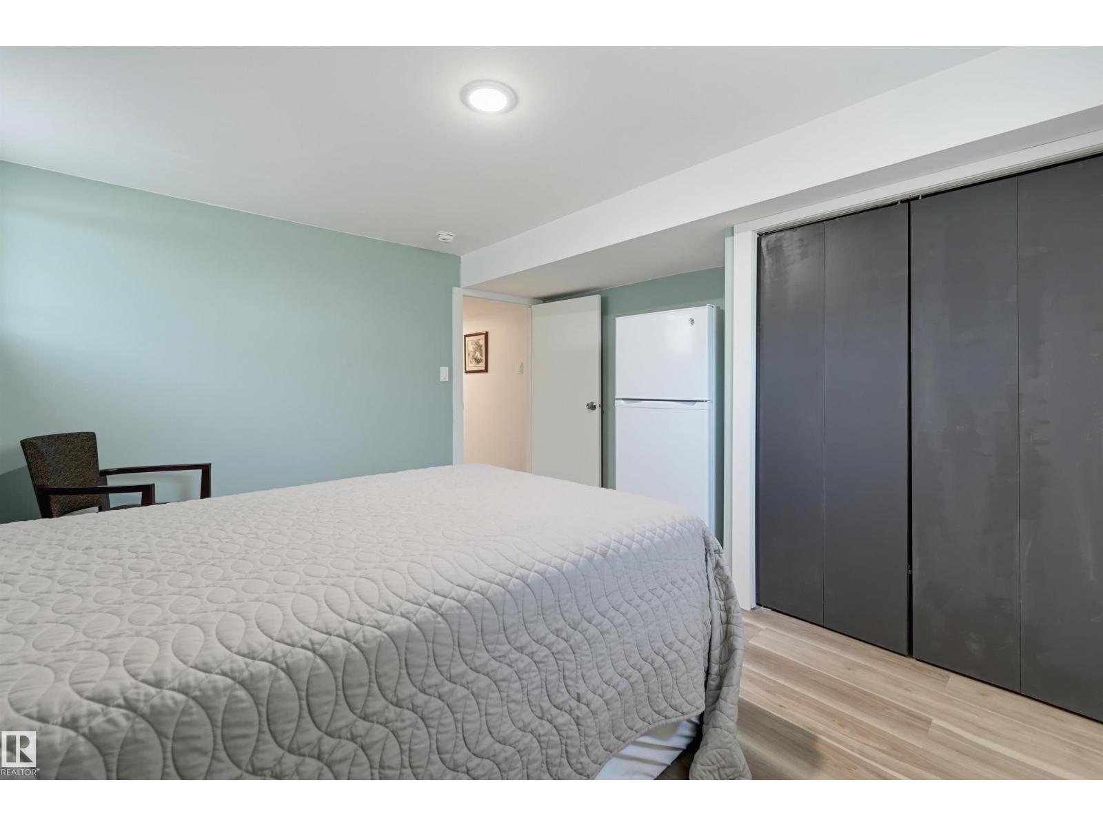 11502 127 ST NW - 27