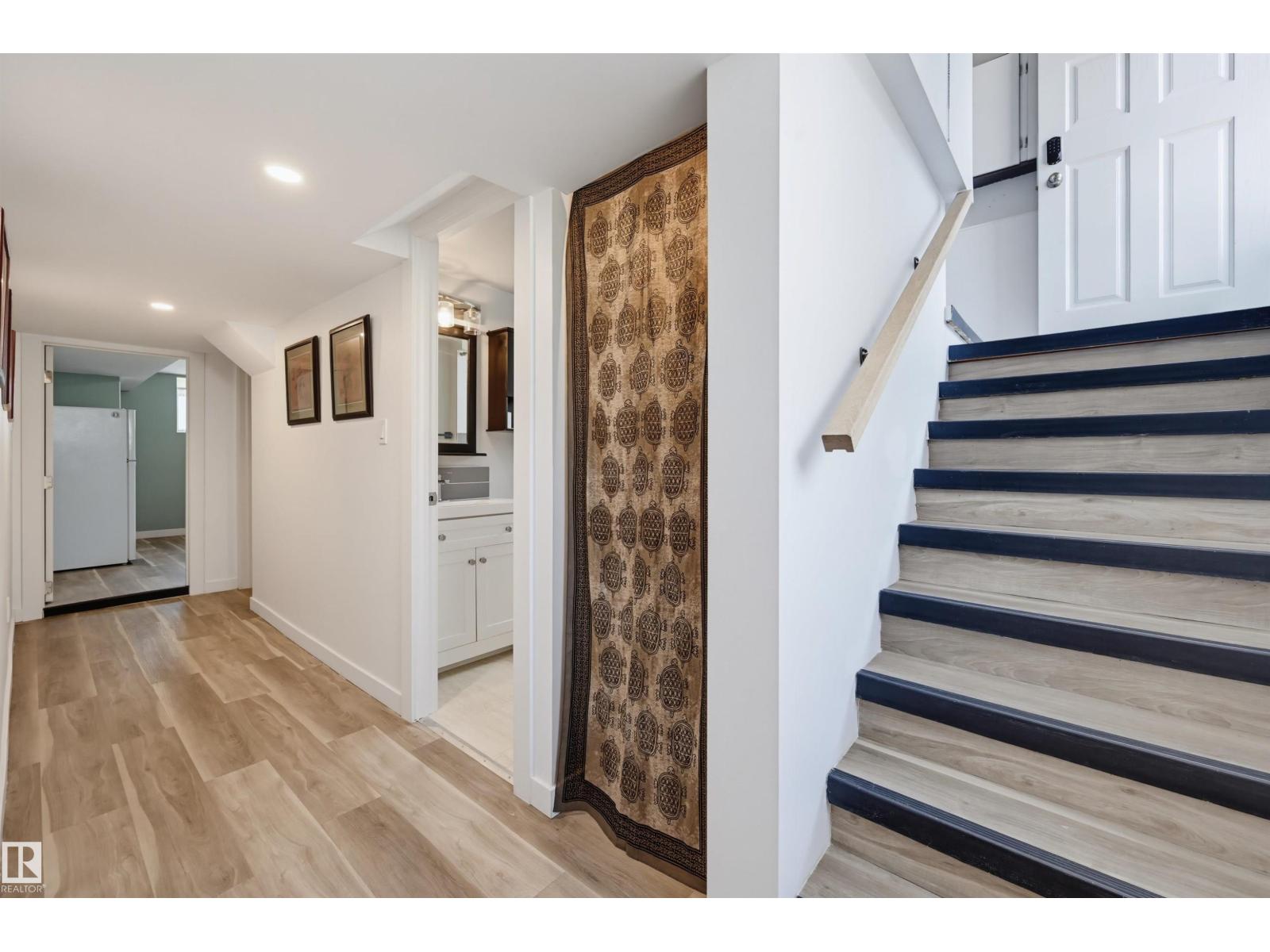 11502 127 ST NW - 21