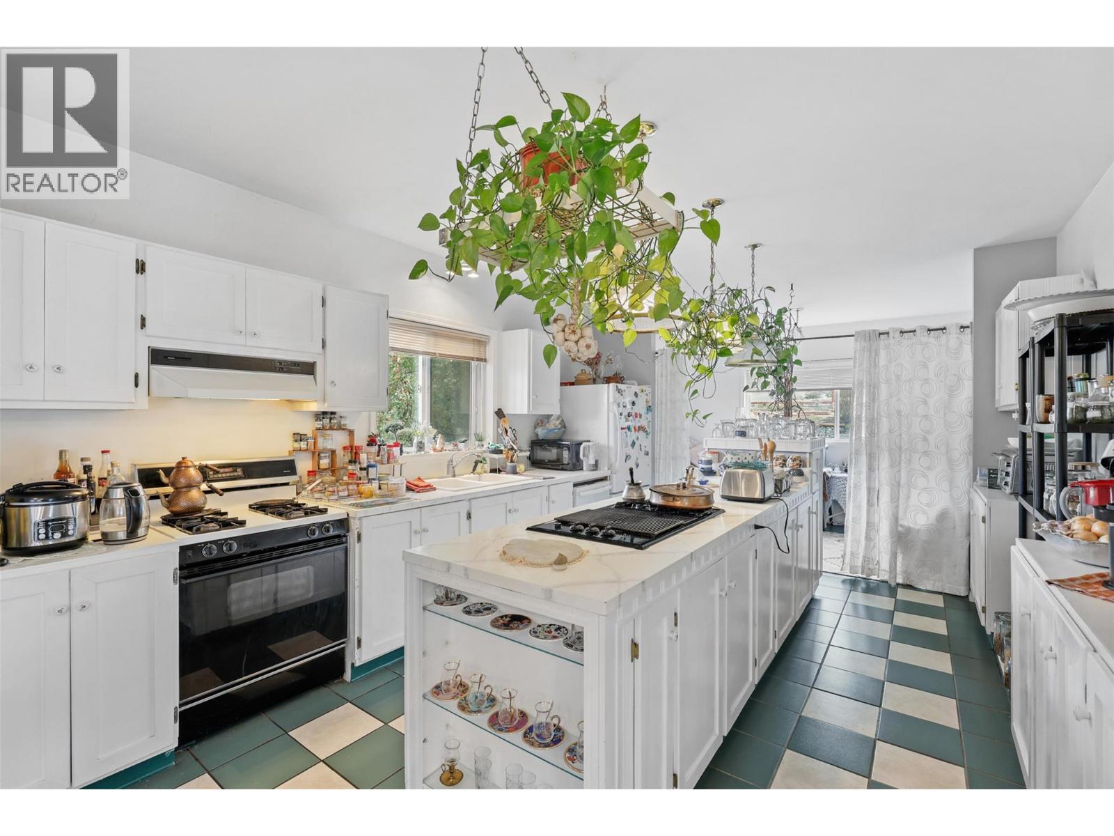 314 Linden Road, Logan Lake