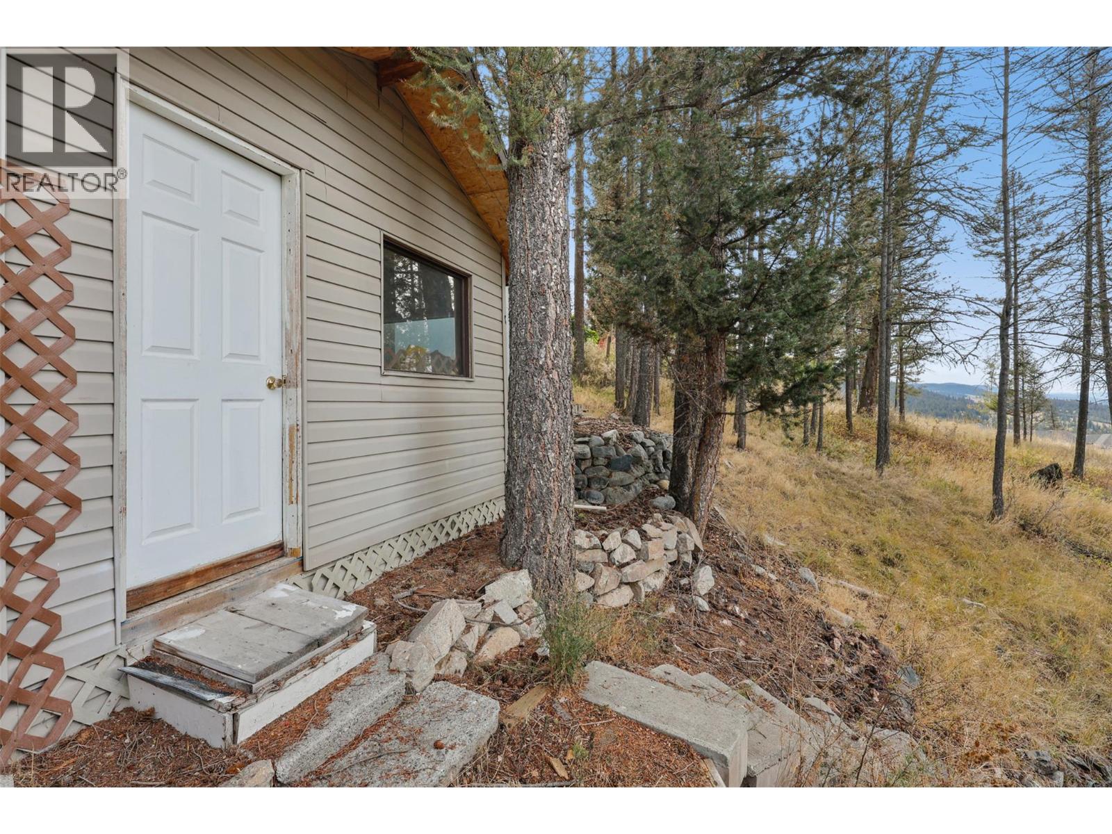 314 Linden Road, Logan Lake