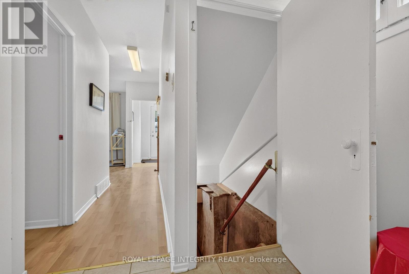 4 Bed, 2 Bath Multi-Family for Sale in Ottawa – 141 PERCY STREET, Ottawa – MLS# X13621702 - Image 13