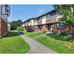 58 - 113 PICKFORD DRIVE — photo 2