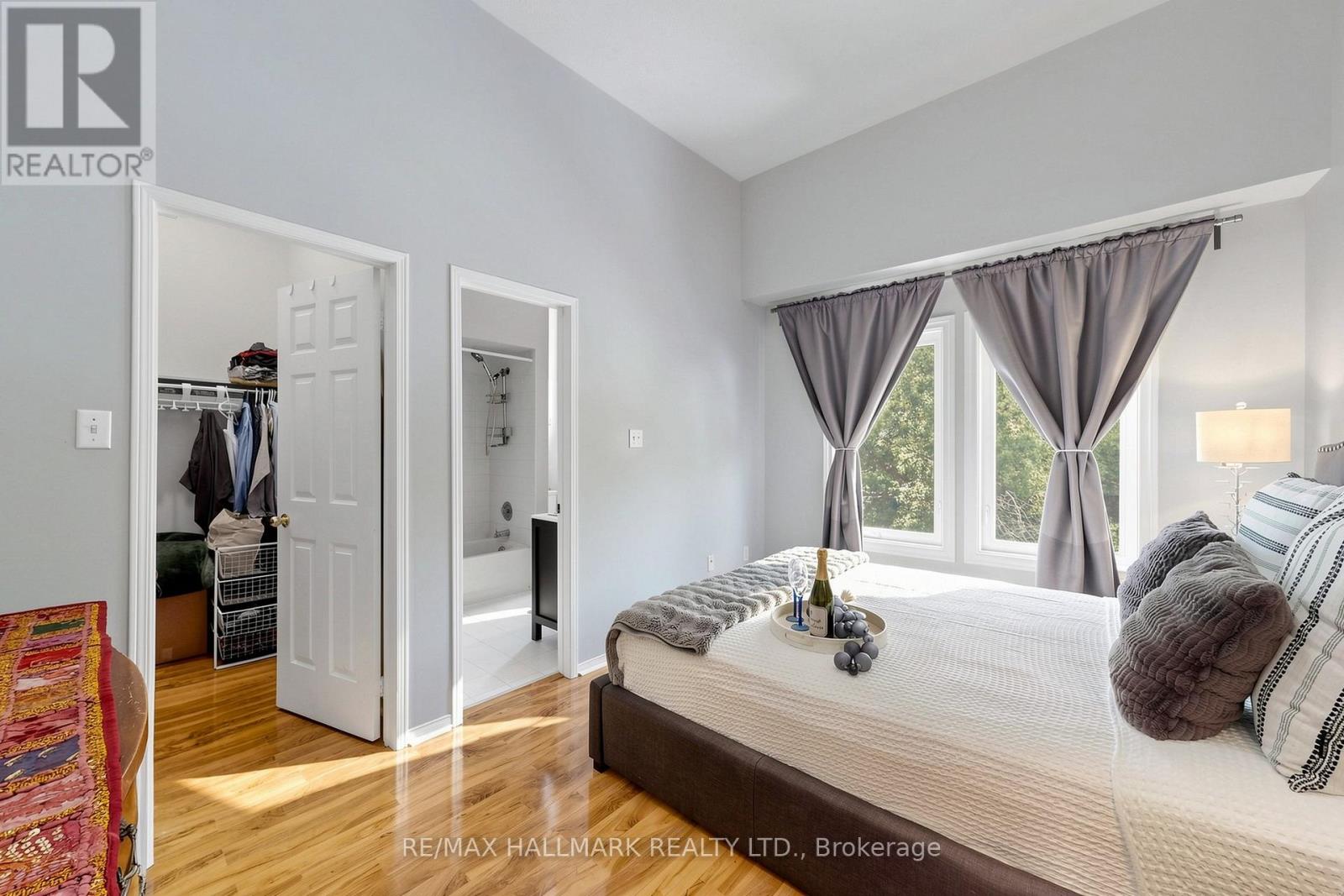5 EVELYN BUCK LANE - 23