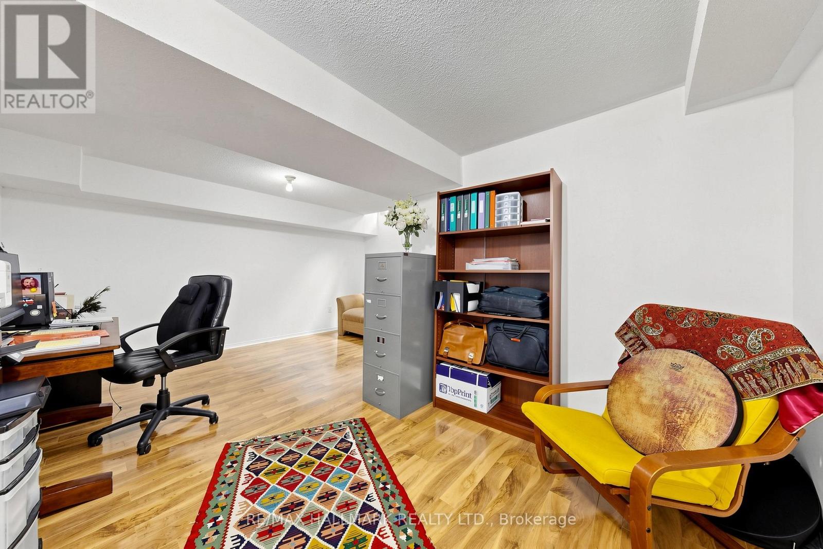 5 EVELYN BUCK LANE - 36