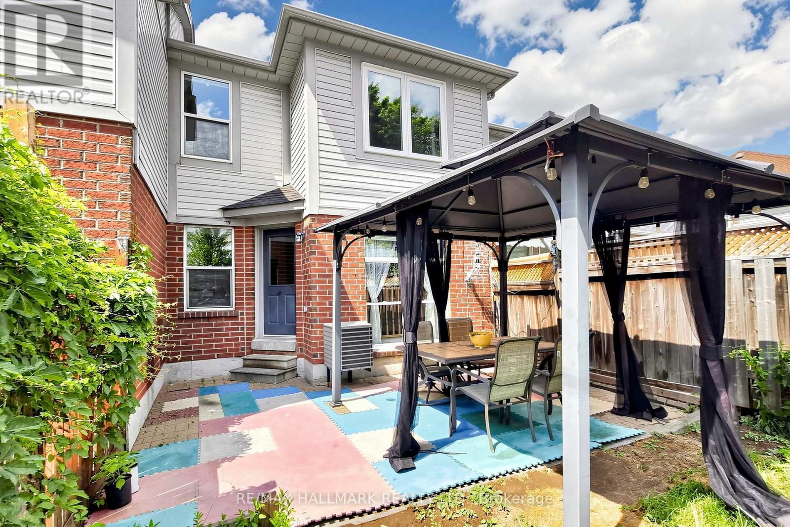 5 EVELYN BUCK LANE - 41