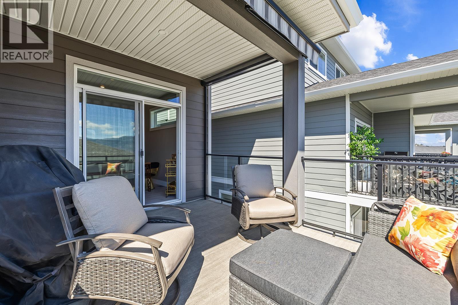 3352 Hawks Crescent - Image 29