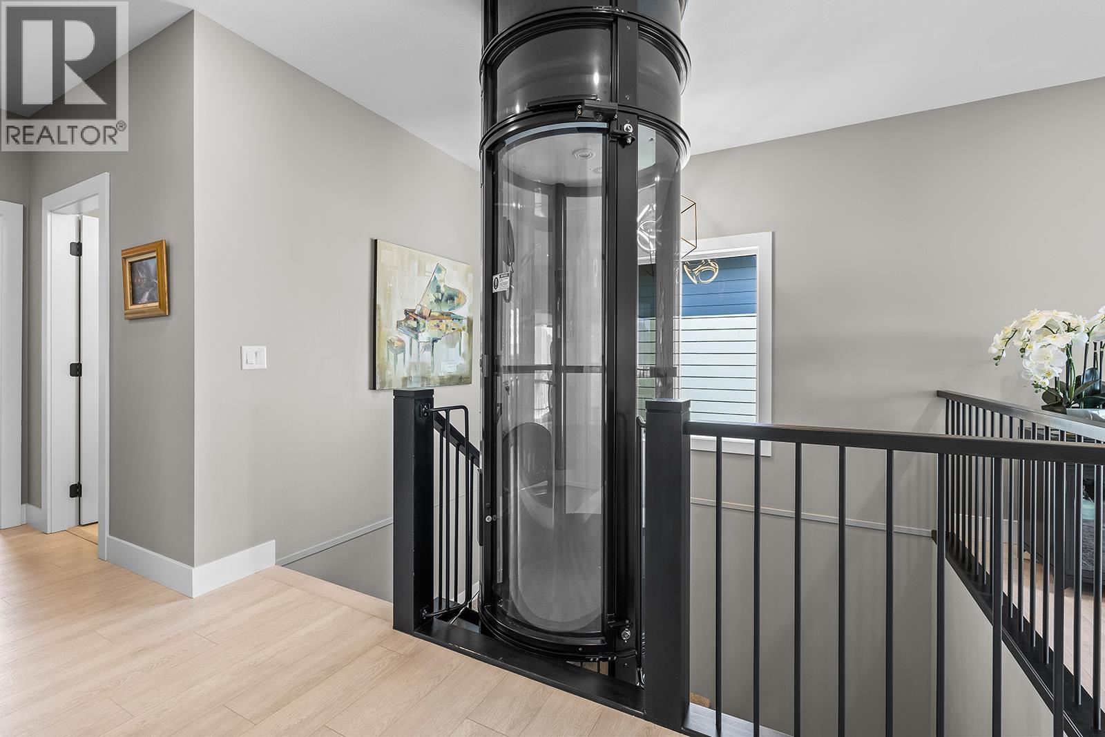 3352 Hawks Crescent - Image 31
