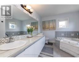 2 Hook Court, Barrie, ON L4N7H7 Photo 25