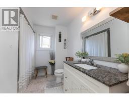 2 Hook Court, Barrie, ON L4N7H7 Photo 30