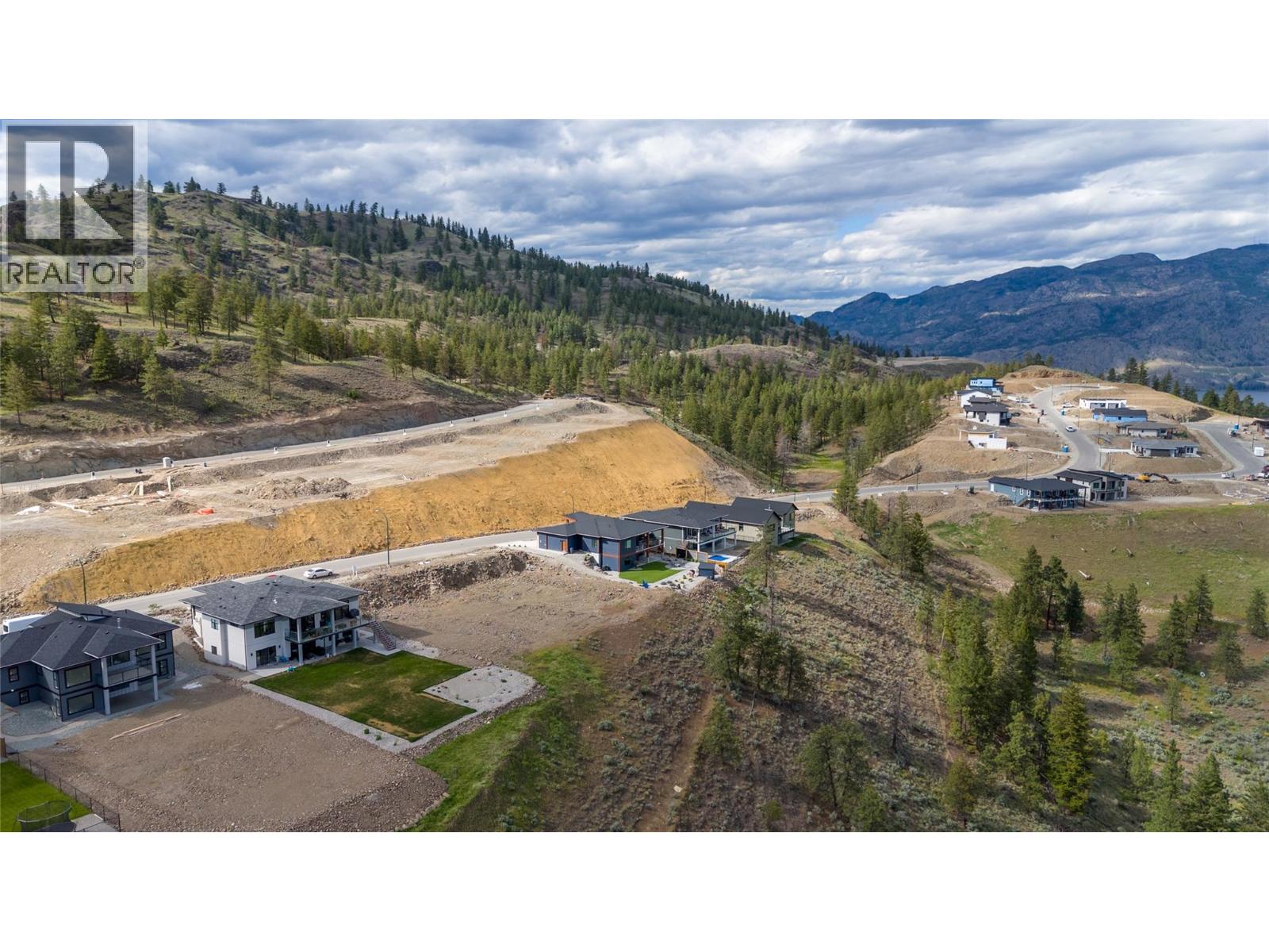 17555 Sanborn Street, Summerland