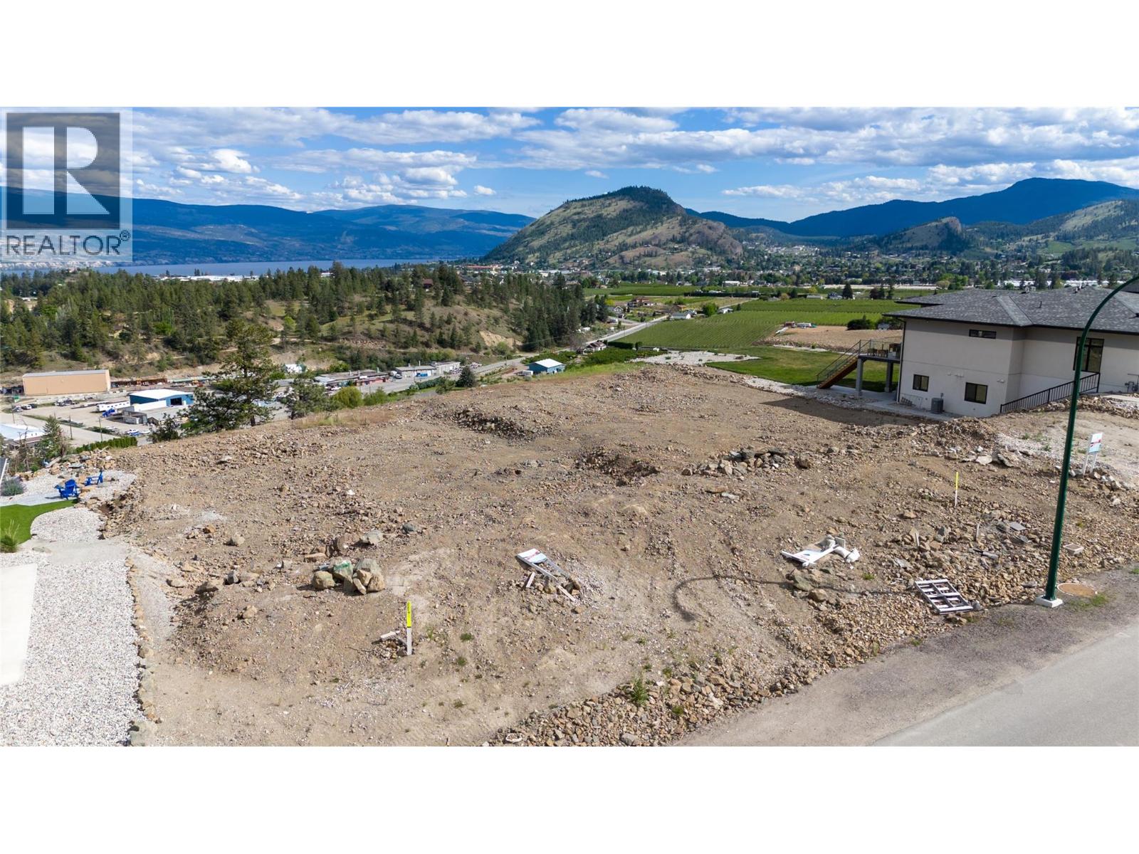 17555 Sanborn Street, Summerland