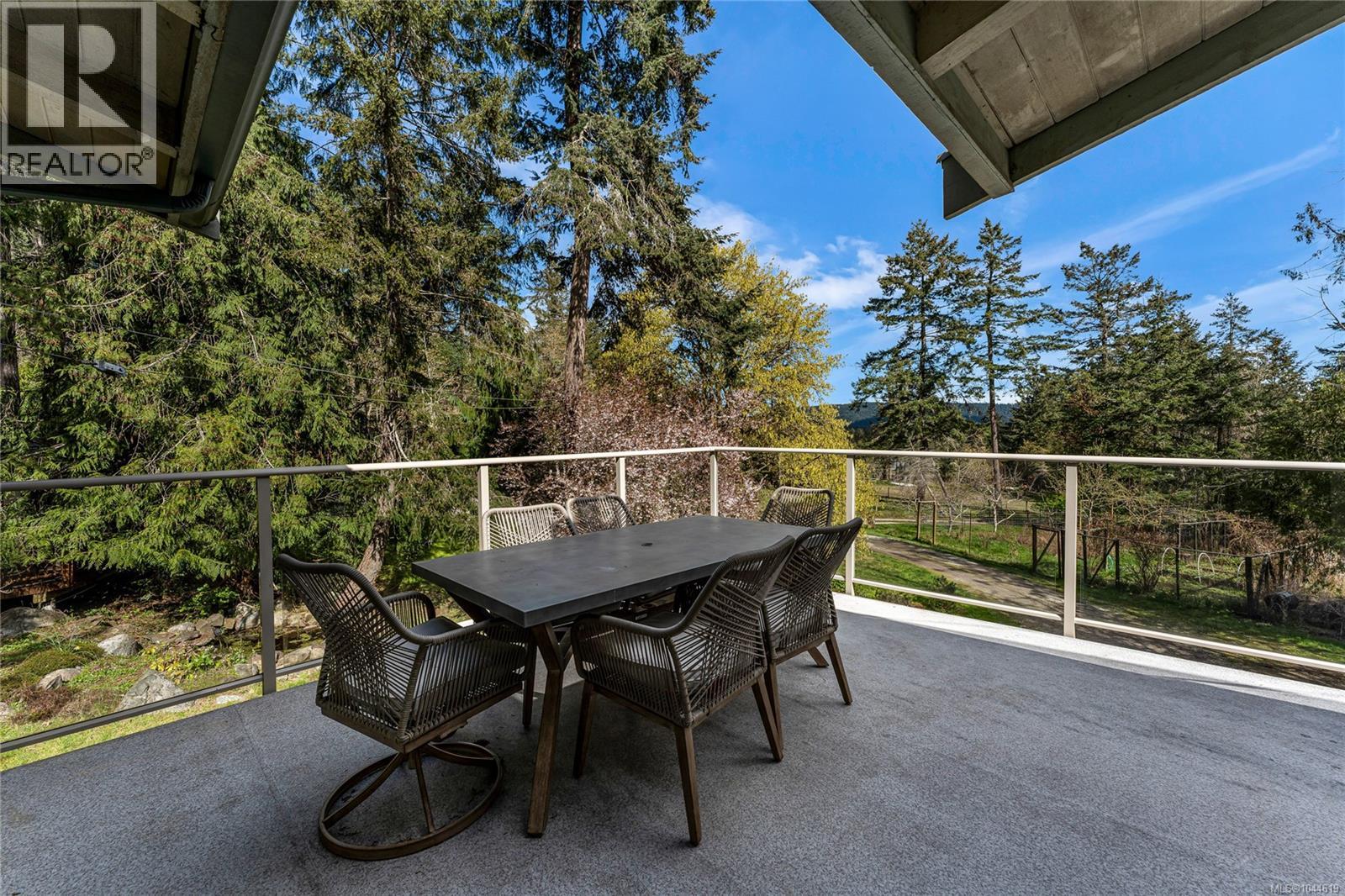 2083 North End Rd - 26