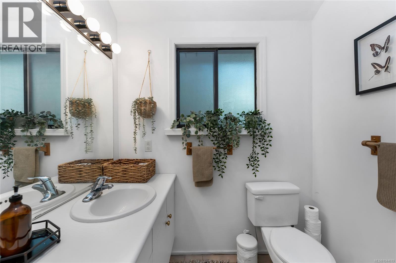 2083 North End Rd - 57