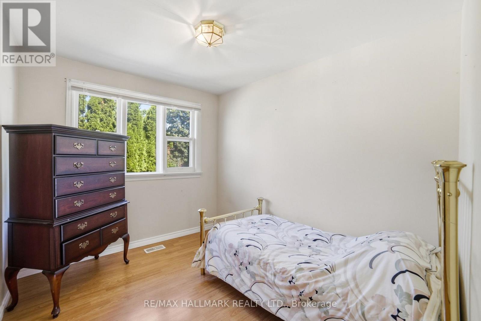 1392 REBECCA STREET - 14