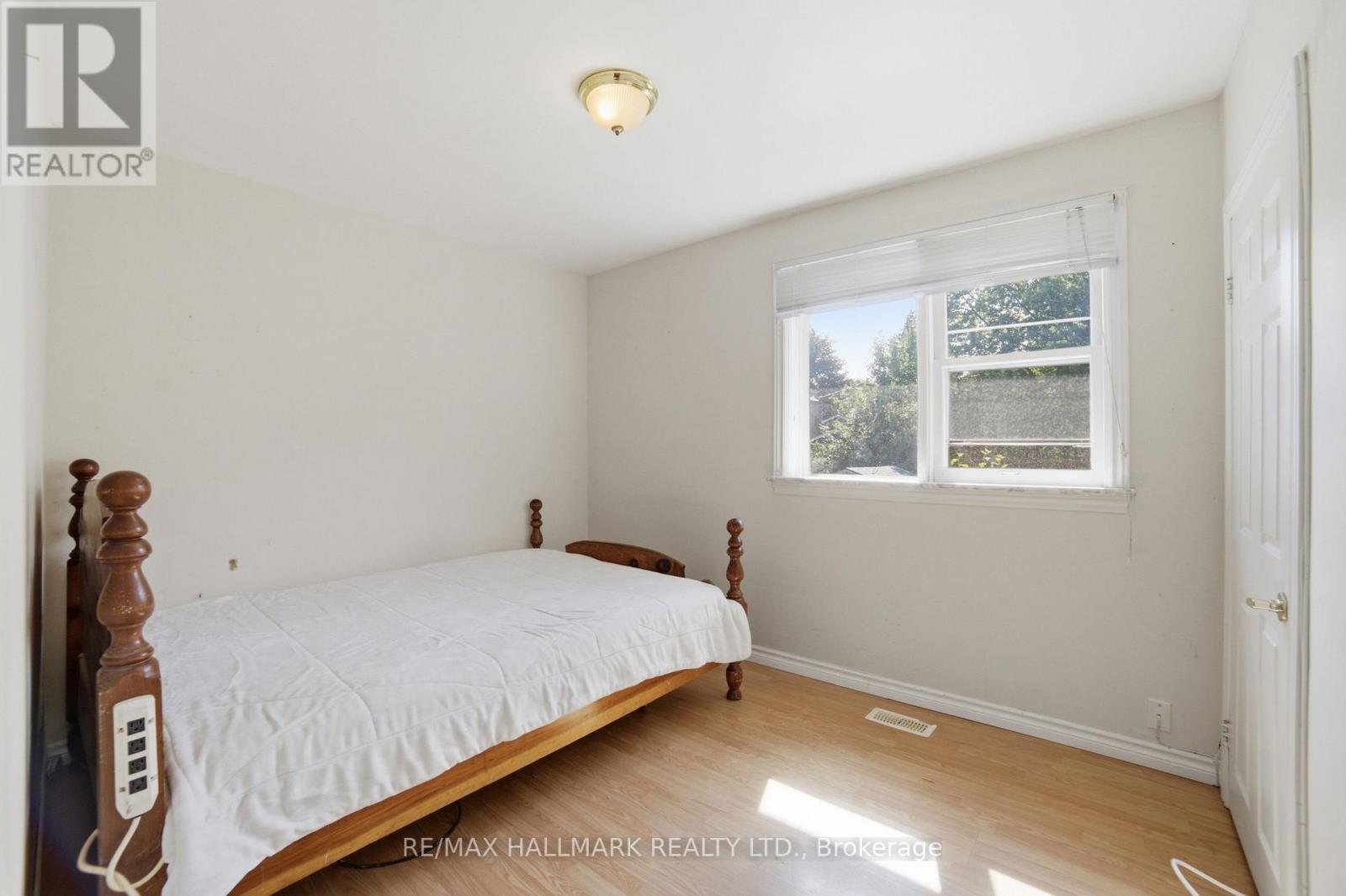 1392 REBECCA STREET - 17