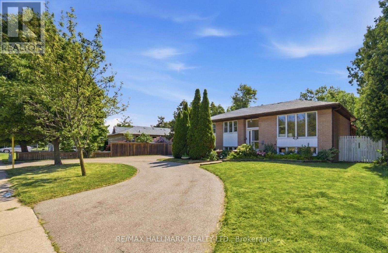 1392 REBECCA STREET - 2