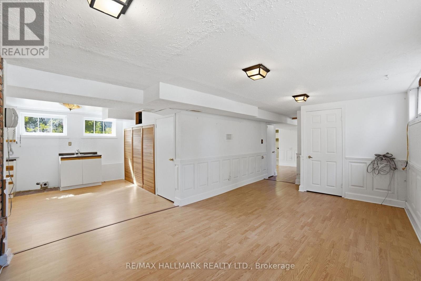 1392 REBECCA STREET - 26