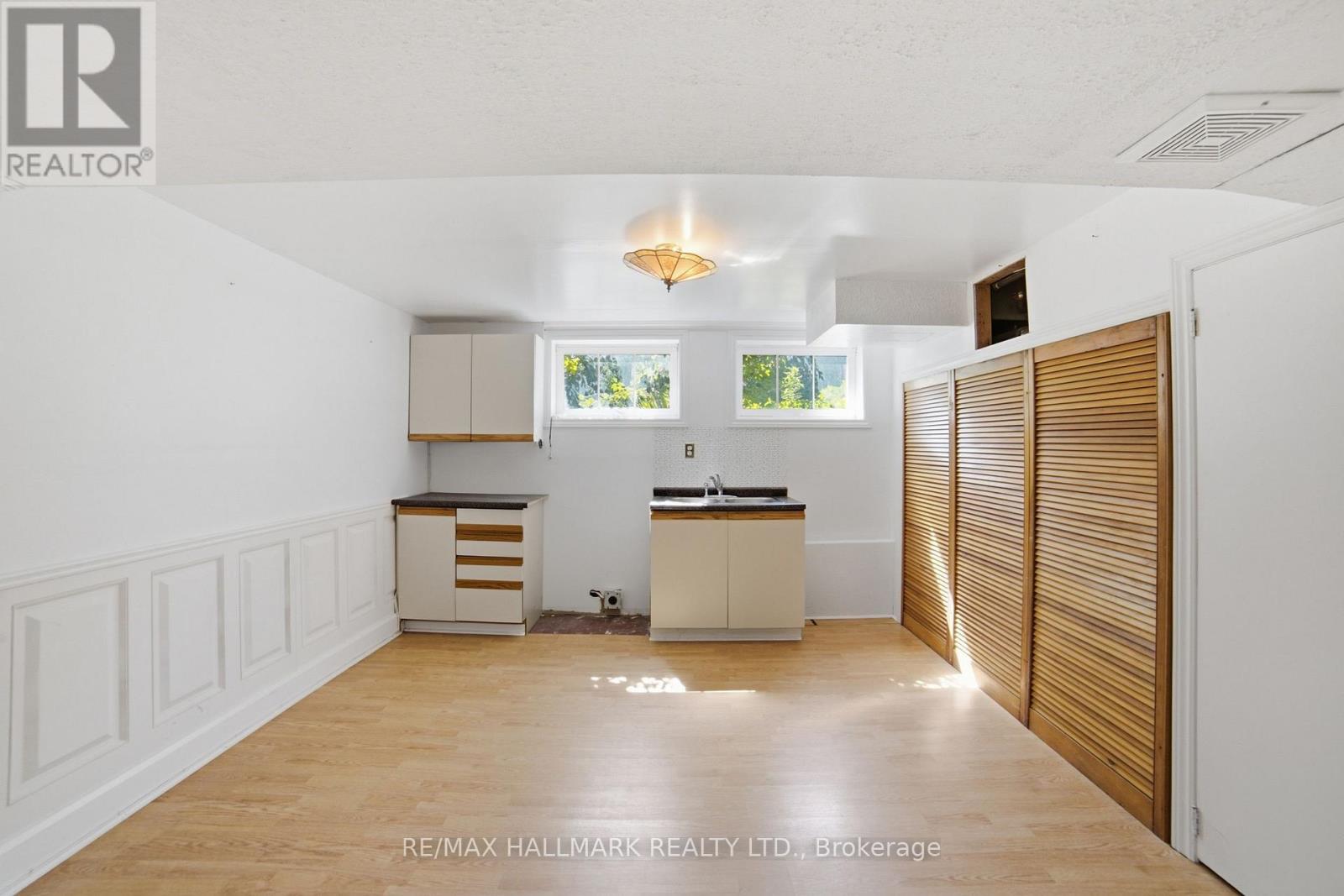 1392 REBECCA STREET - 28