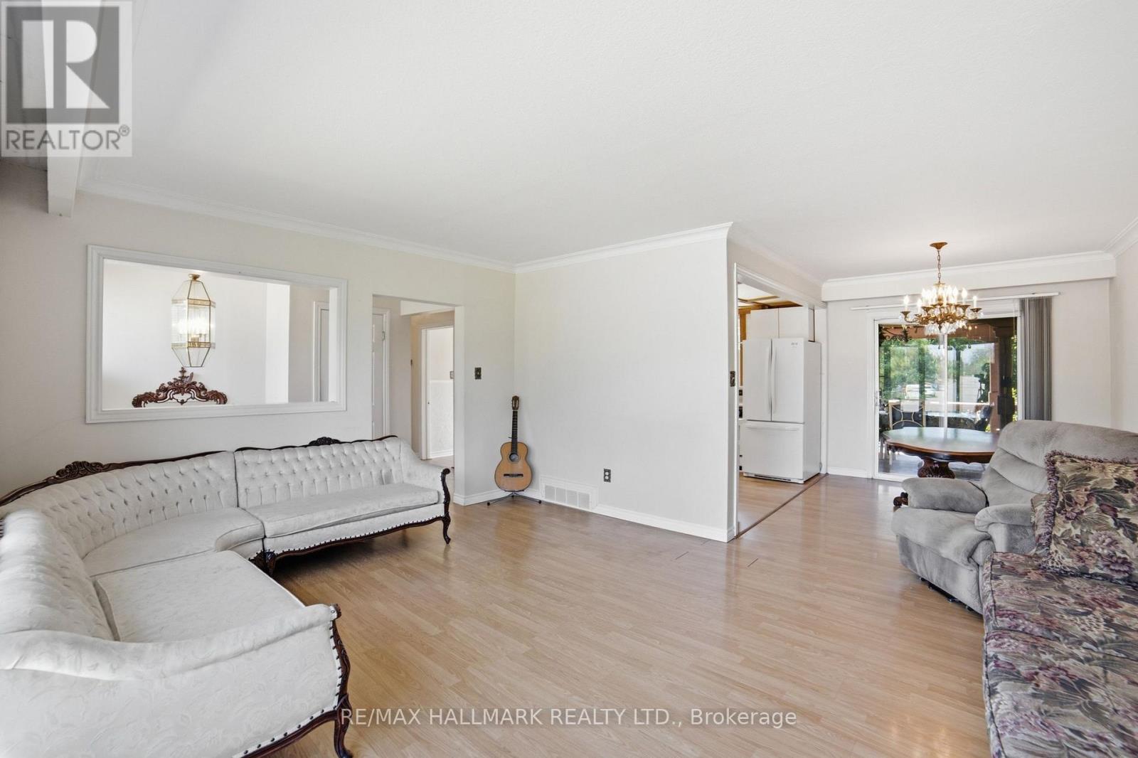 1392 REBECCA STREET - 8