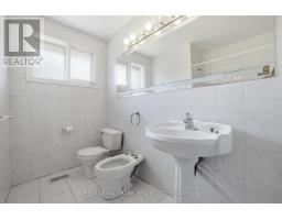 1392 Rebecca Street, Oakville, ON L6L1Z5 Photo 16