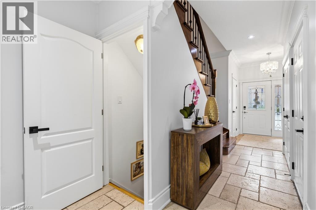 199 HUNTER Street W - 15