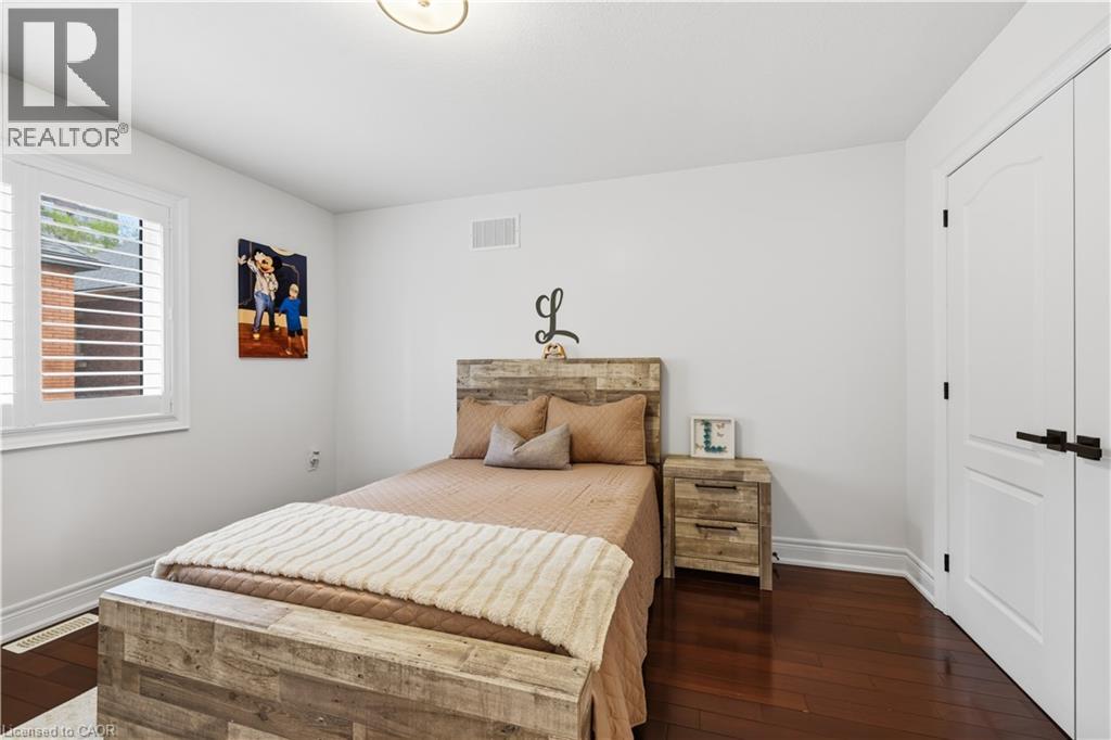 199 HUNTER Street W - 27