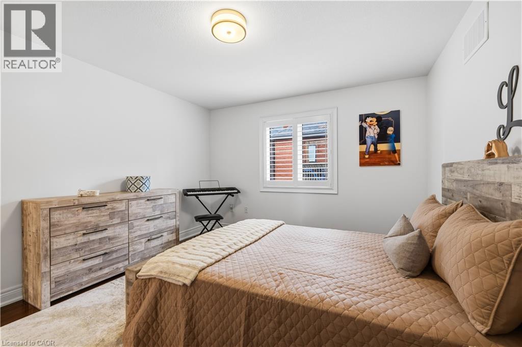 199 HUNTER Street W - 28