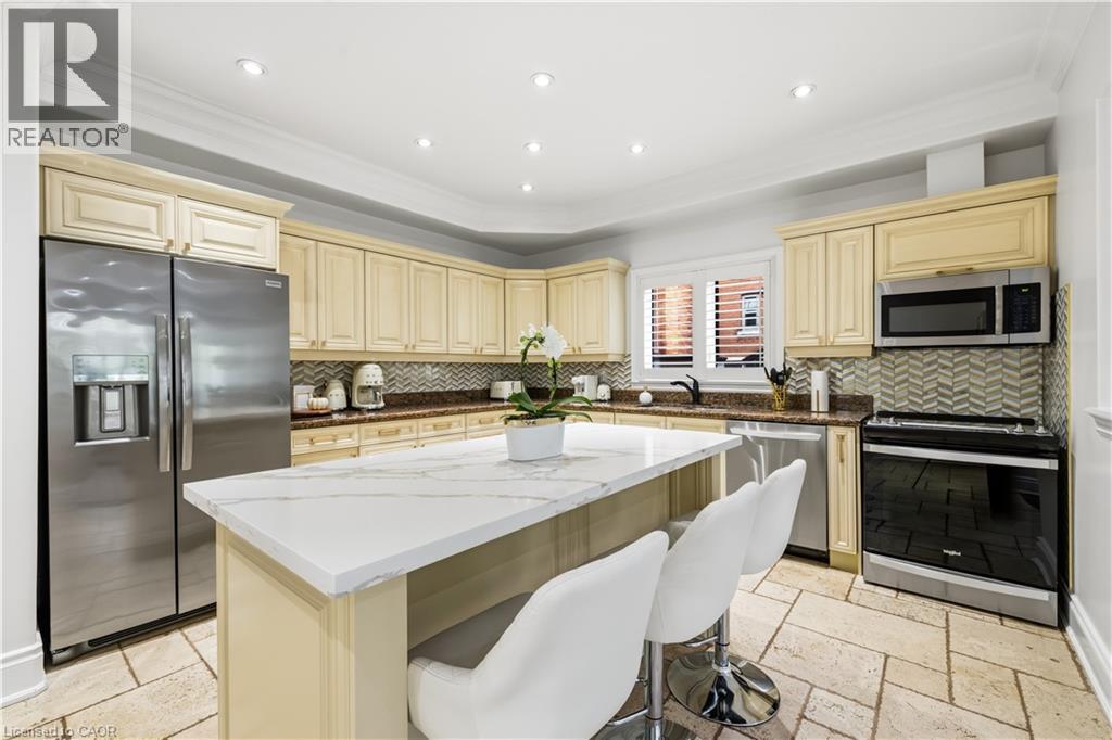 199 HUNTER Street W - 5
